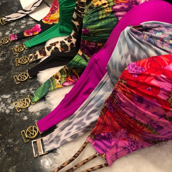 Exposure shot of all my VS bikini bombshells 34D and matching bottoms - Picture 12 of 16